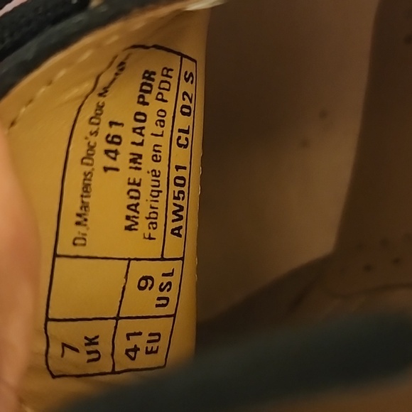 COPY - Preloved Patent Leather Dr. Martens - Picture 9 of 9